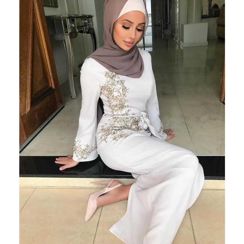 Elegante geborduurde jurk – lange mouwen & ronde hals - BRO Webshop