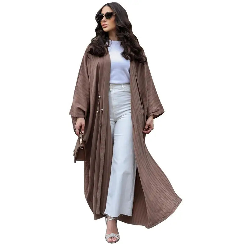 Gestreepte abaya-cardigan met vleermuismouwen (licht koffiekleur) - BRO Webshop
