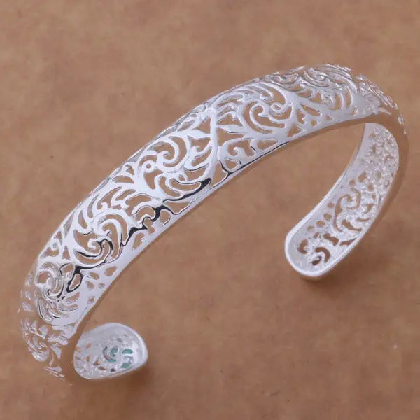 Swirling Hollow Bangle - BRO Webshop