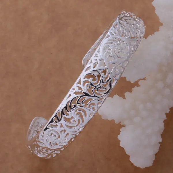 Swirling Hollow Bangle - BRO Webshop